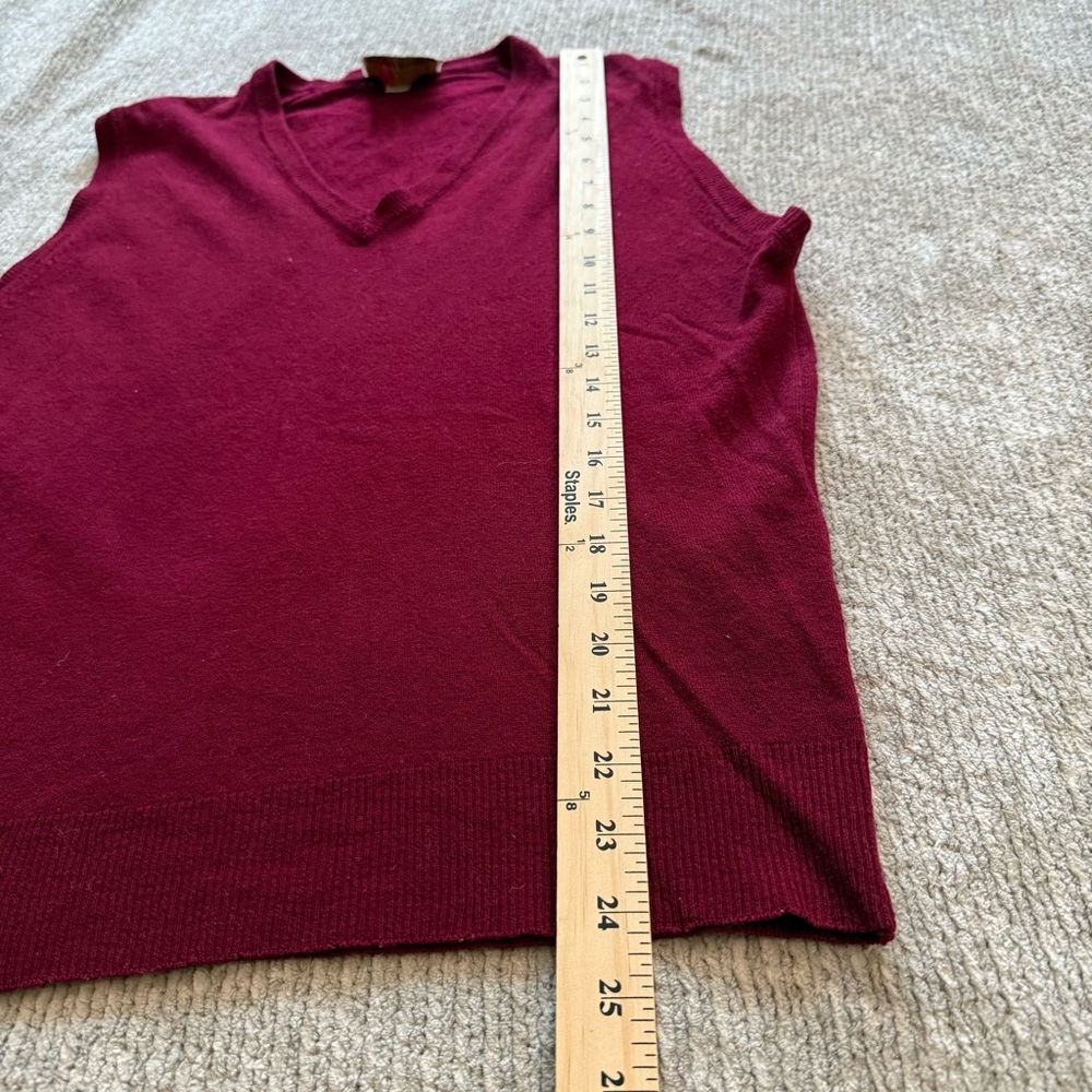 Parkhurst Pure Lambswool Burgundy V-Neck Sweater Vest Size M Made in Canada‎ - Picture 5 of 7